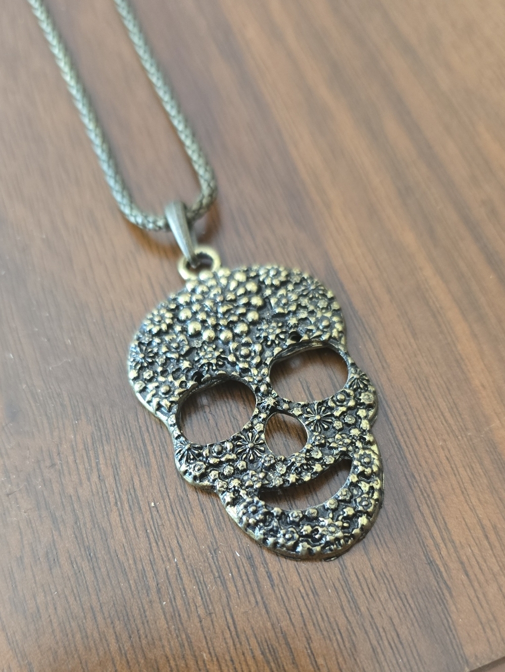 Floral Skull Pendant Necklace in Antique Gold